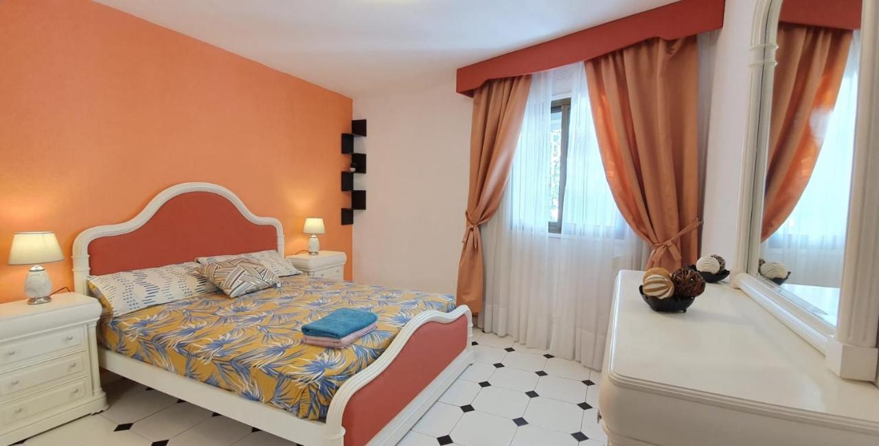 Encantadora Vivienda En El Paseo Maritimo De Salou Exterior photo